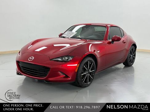 New 2026 MAZDA MX-5 Miata RF Grand Touring RWD image 1