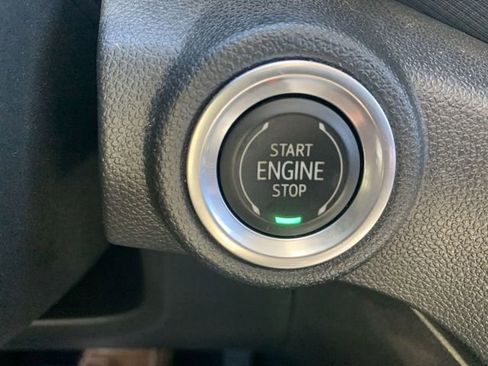 Used 2021 Chevrolet TrailBlazer LT w/ Convenience Package image 16