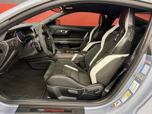 Used 2022 Ford Mustang Shelby GT500 w/ Technology Package RWD image 43