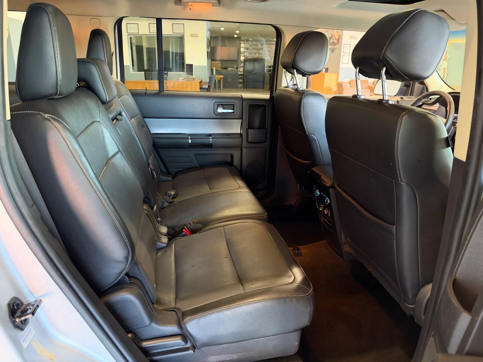 Used 2015 Ford Flex SEL w/ Equipment Group 202A FWD image 13