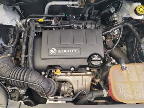 Used 2018 Buick Encore Essence w/ Experience Buick Package FWD image 30