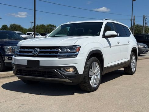 Used 2019 Volkswagen Atlas SEL AWD/4WD image 2