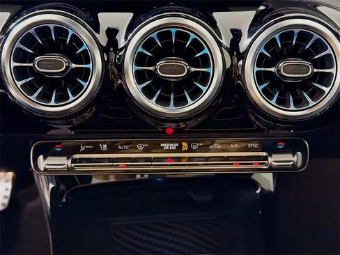 Certified 2023 Mercedes-Benz CLA 250 4MATIC image 19