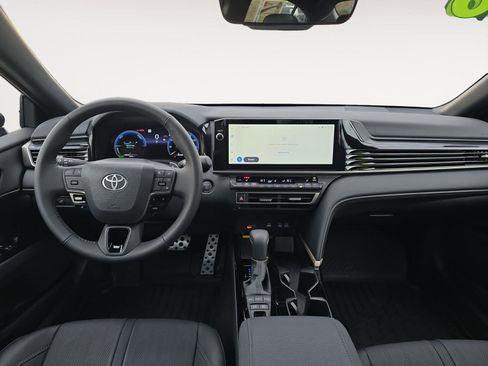 Used 2026 Toyota Camry XSE FWD image 9