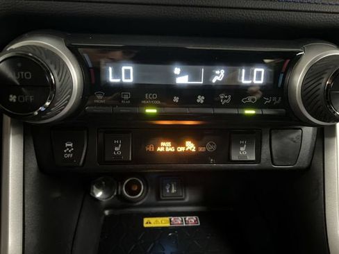 Used 2023 Toyota RAV4 XSE AWD/4WD image 18