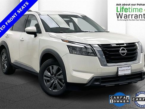 Certified 2024 Nissan Pathfinder SV image 1