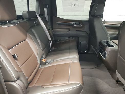 New 2026 GMC Sierra 1500 Denali w/ Denali Reserve Package image 12