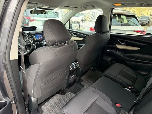 Used 2022 Subaru Ascent Premium image 26
