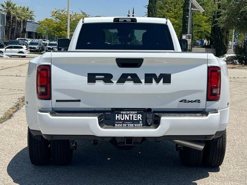 New 2026 RAM 3500 Big Horn AWD/4WD image 6