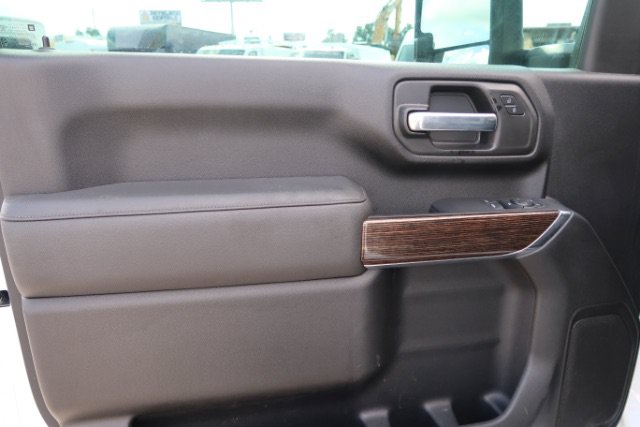 Used 2024 GMC Sierra 3500 SLE w/ SLE Convenience Package RWD image 8