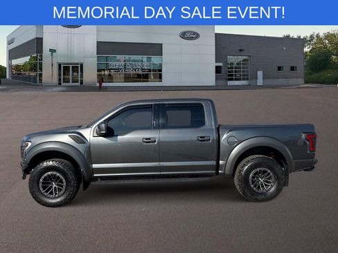 Used 2020 Ford F150 Raptor w/ Equipment Group 802A Luxury AWD/4WD image 6