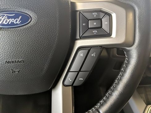 Certified 2022 Ford F250 Lariat w/ Tremor Off-Road Package image 18