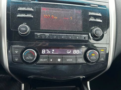 Used 2013 Nissan Altima 2.5 SL image 18