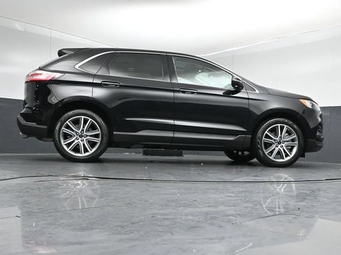 Certified 2024 Ford Edge Titanium AWD/4WD image 42