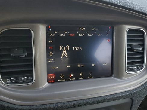 Used 2023 Dodge Charger SXT image 18