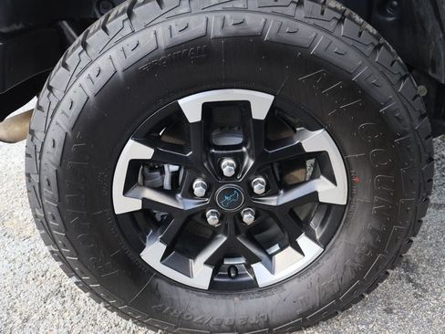 Used 2024 Jeep Wrangler Unlimited Rubicon 4xe AWD/4WD image 14