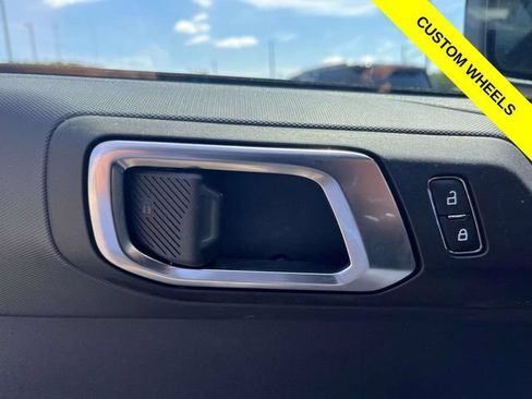 New 2025 Ford Bronco 4-Door AWD/4WD image 15