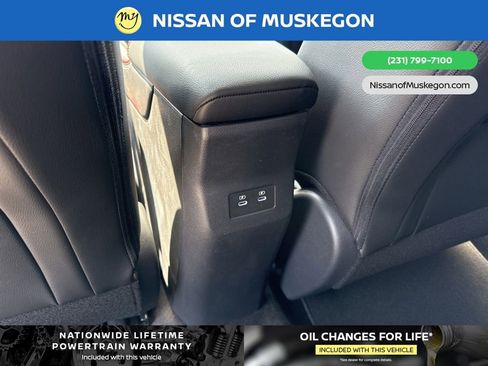 New 2025 Nissan Kicks SR image 25