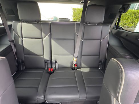 Certified 2023 Cadillac Escalade Premium Luxury w/ LPO, Radiant Package image 9