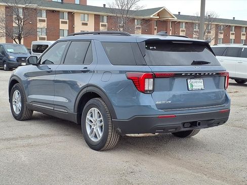 New 2026 Ford Explorer Active RWD image 6
