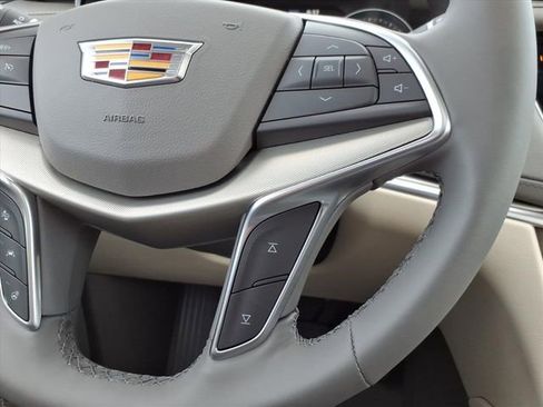 New 2026 Cadillac XT5 Premium Luxury image 35