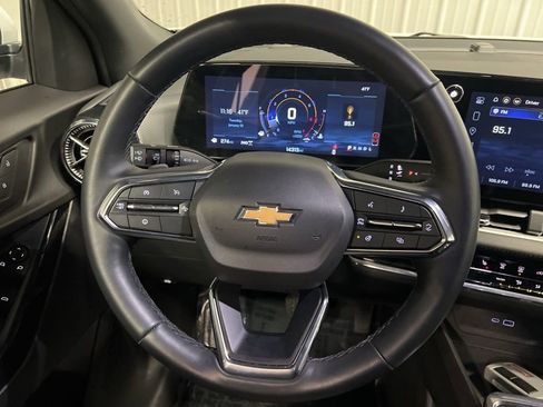 Certified 2025 Chevrolet Equinox LT image 13