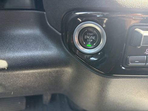 Certified 2024 GMC Sierra 1500 SLT AWD/4WD image 25