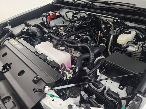 Used 2025 Toyota 4Runner SR5 image 37