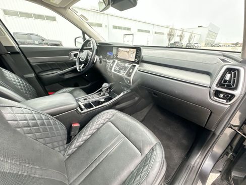 Used 2022 Kia Sorento SX FWD image 30