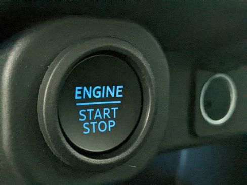 New 2025 Ford Maverick XLT w/ XLT Luxury Package image 12