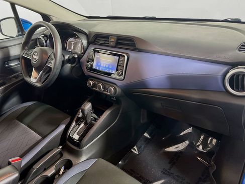 Used 2024 Nissan Versa SV FWD image 24
