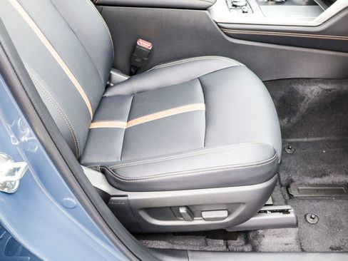 Used 2025 MAZDA CX-70 Plug-In Hybrid w/ Premium Plus image 39