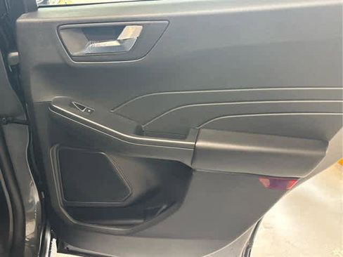 New 2025 Ford Escape ST-Line w/ Cold Weather Package image 29