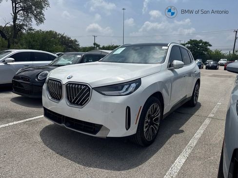 Certified 2025 BMW X3 xDrive30 w/ Premium Package AWD/4WD image 1