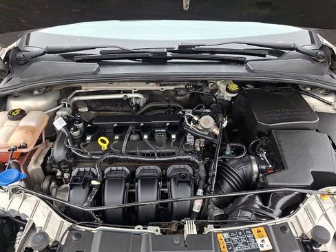 Used 2016 Ford Focus SE image 27