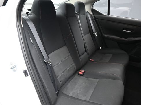 Certified 2025 Nissan Sentra SR w/ Midnight Edition image 14