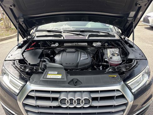 Used 2020 Audi Q5 2.0T Premium w/ Convenience Package AWD/4WD image 30