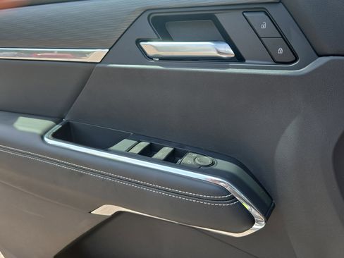 New 2025 GMC Acadia Elevation image 26