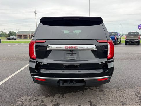 Used 2023 GMC Yukon SLT AWD/4WD image 6