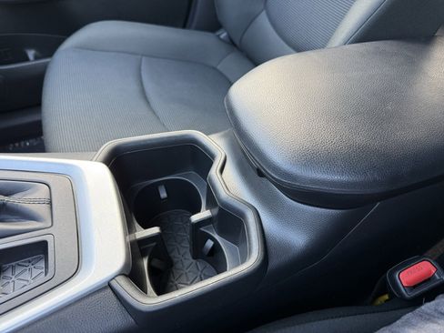 Used 2024 Toyota RAV4 LE image 18