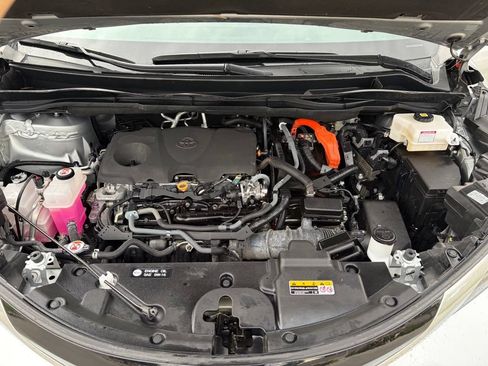 Used 2023 Toyota Sienna XSE w/ XSE Plus Package AWD/4WD image 18