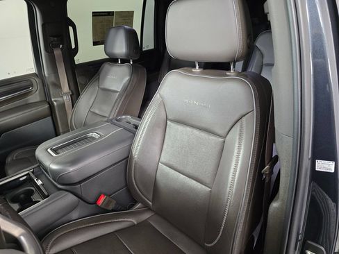 Used 2022 GMC Yukon XL Denali AWD/4WD image 23