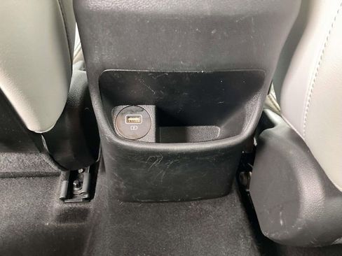 Used 2022 Hyundai Kona Limited FWD image 17