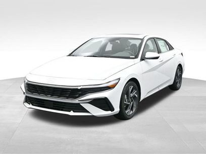Used 2024 Hyundai Elantra SEL w/ Convenience Package