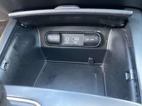Used 2020 Kia Sorento FWD V6 image 30
