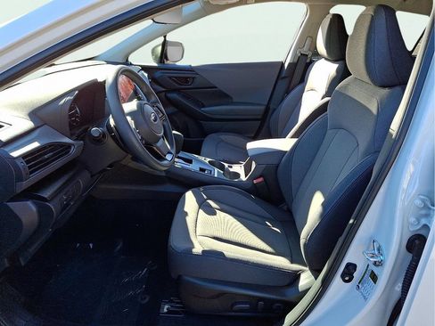 Used 2025 Subaru Crosstrek 2.5i Premium AWD/4WD image 9