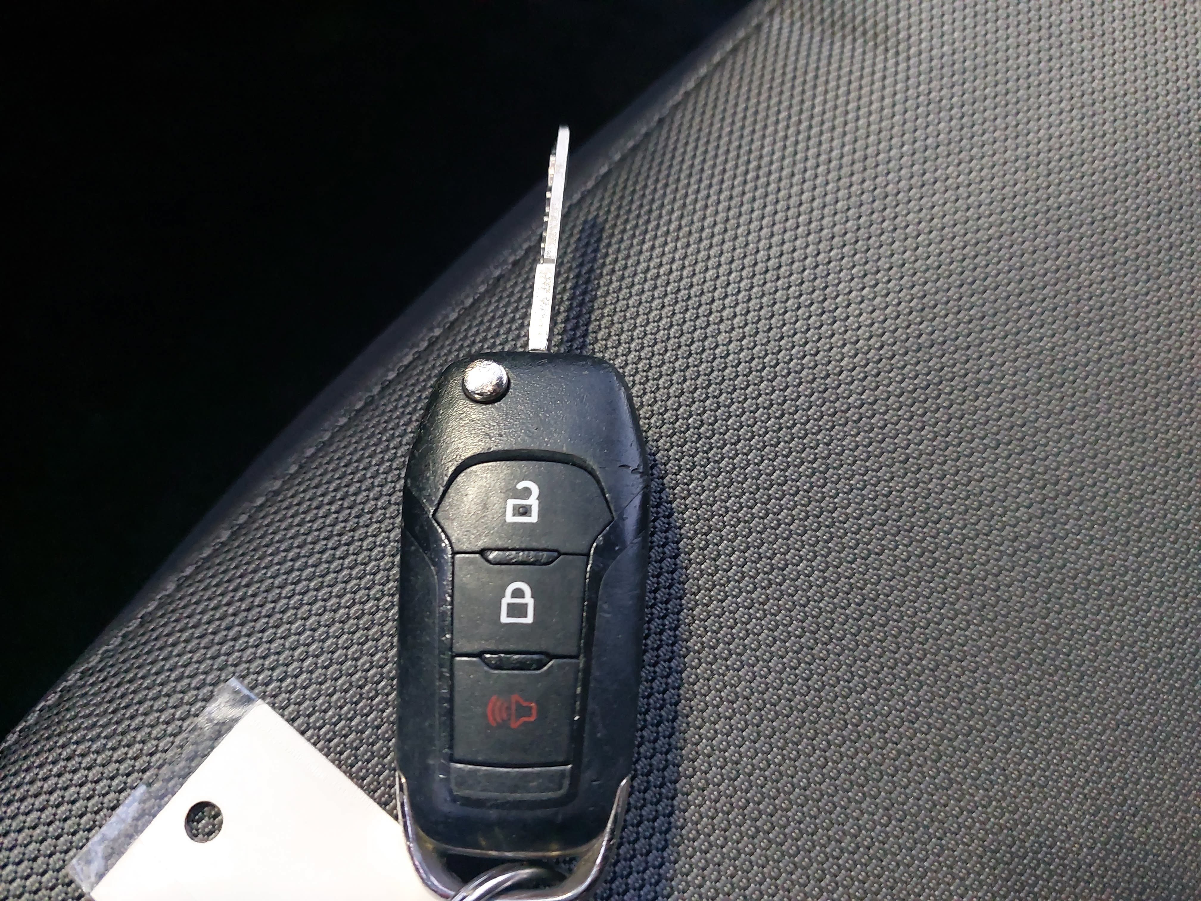 Used 2016 Ford F150 XLT AWD/4WD image 12