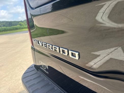 Used 2021 Chevrolet Silverado 1500 Custom AWD/4WD image 10