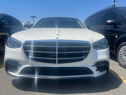 Used 2023 Mercedes-Benz S 500 4MATIC image 3