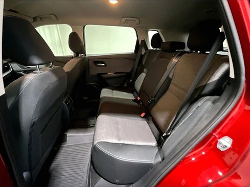 Used 2021 Nissan Rogue SV image 24